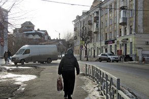 До кладбищ Кирова пустят дополнительные автобусы